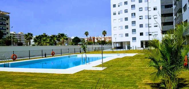Atico Con Piscina Y Vistas Al Mar Habitat Litoral Διαμέρισμα Μάλαγα Εξωτερικό φωτογραφία