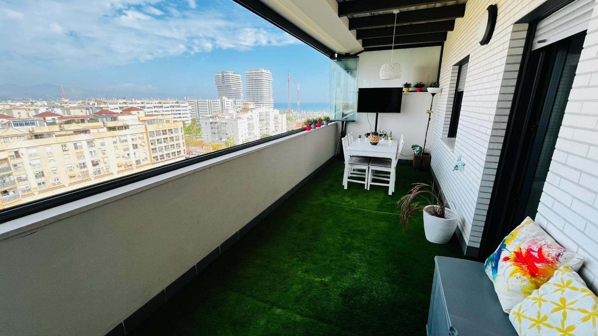 Atico Con Piscina Y Vistas Al Mar Habitat Litoral Διαμέρισμα Μάλαγα Εξωτερικό φωτογραφία
